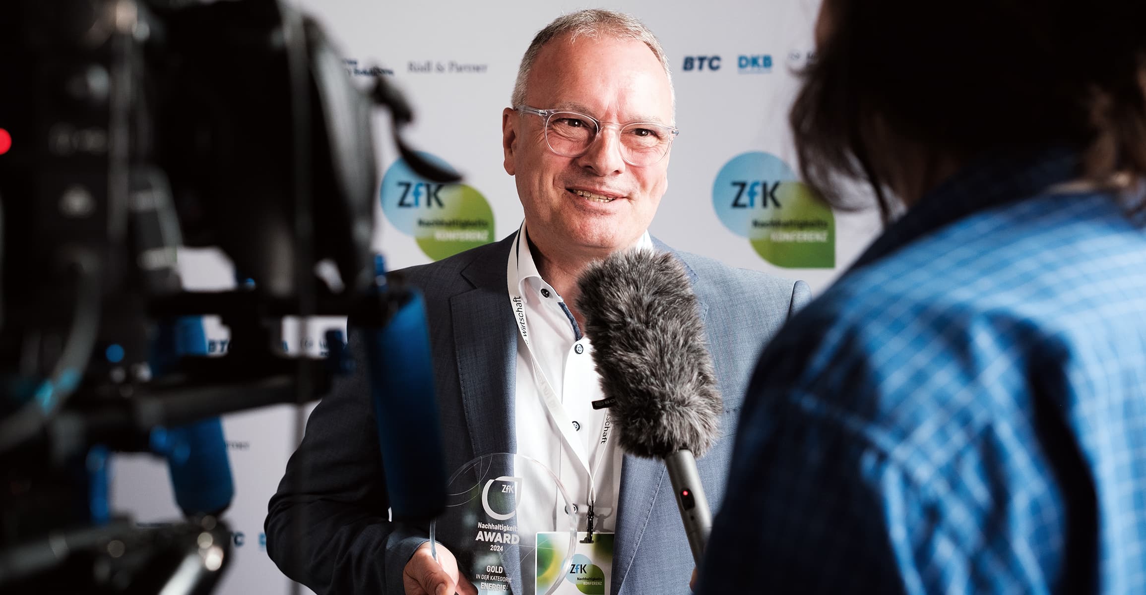 ZfK NachhaltigkeitsAward Titel Gemeinsam Nachhaltig Leben