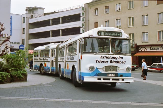 Henschel mit Bad Werbung