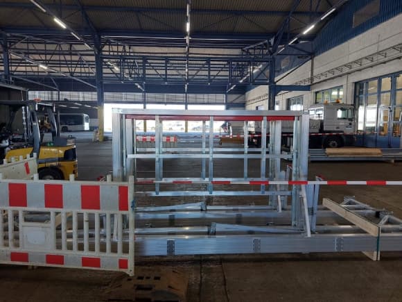 Ausbau der Dacharbeitsstände